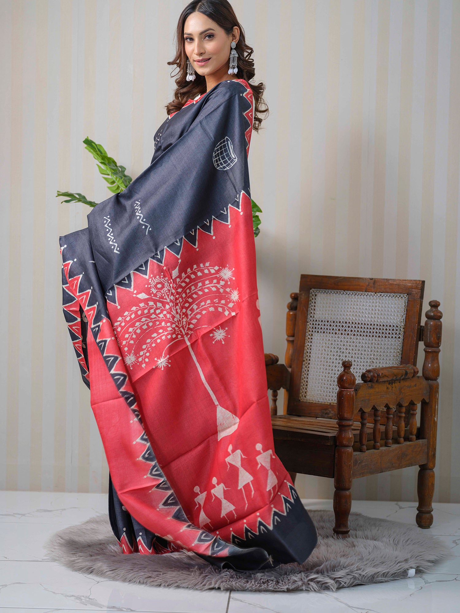 Warli Art Saree on Tusaar