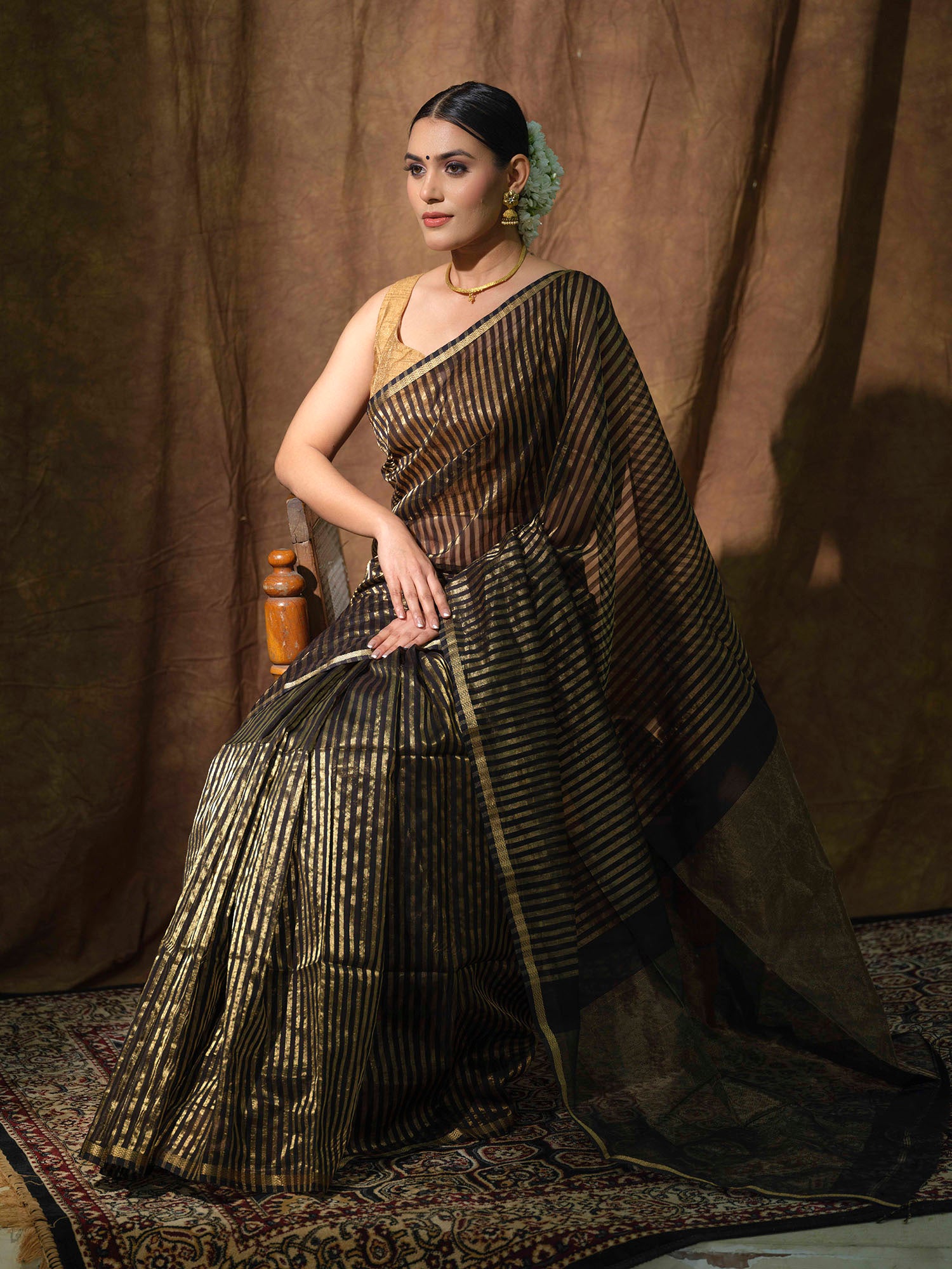 Black Maheshwari cotton tissue silk saree