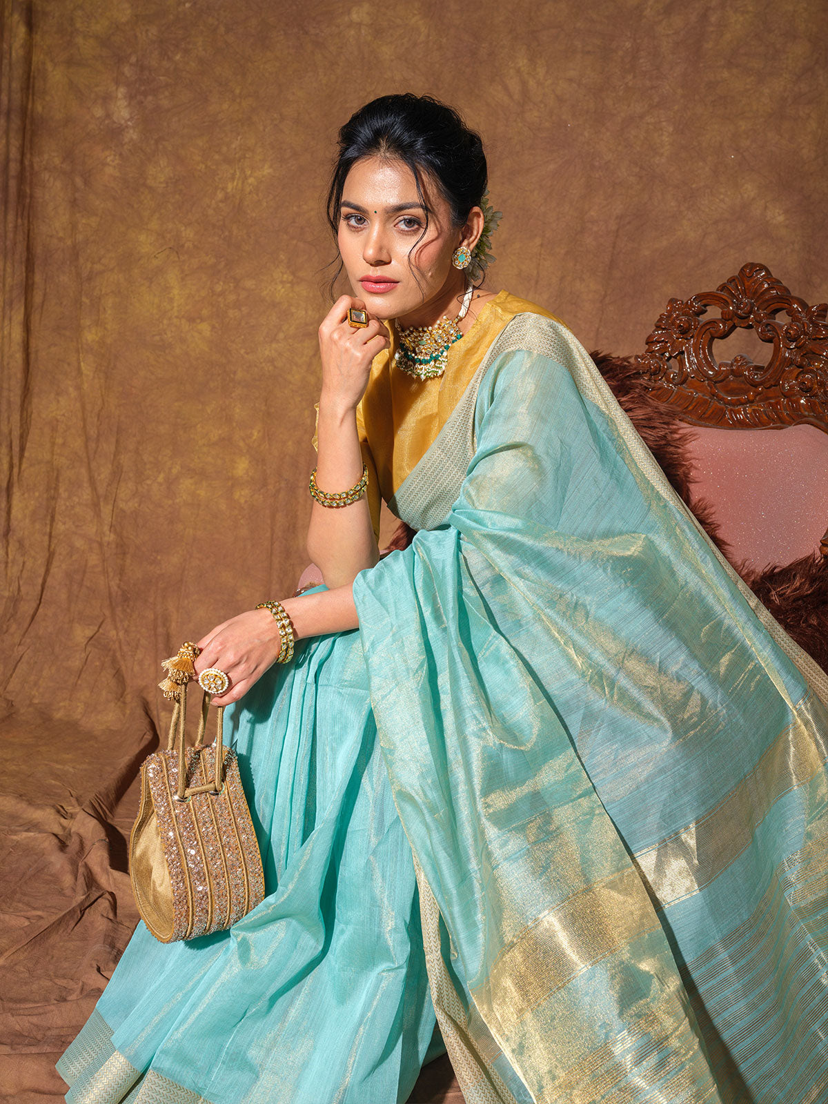 Light Blue Maheshwari Cotton Silk Handloom Saree with Zari
