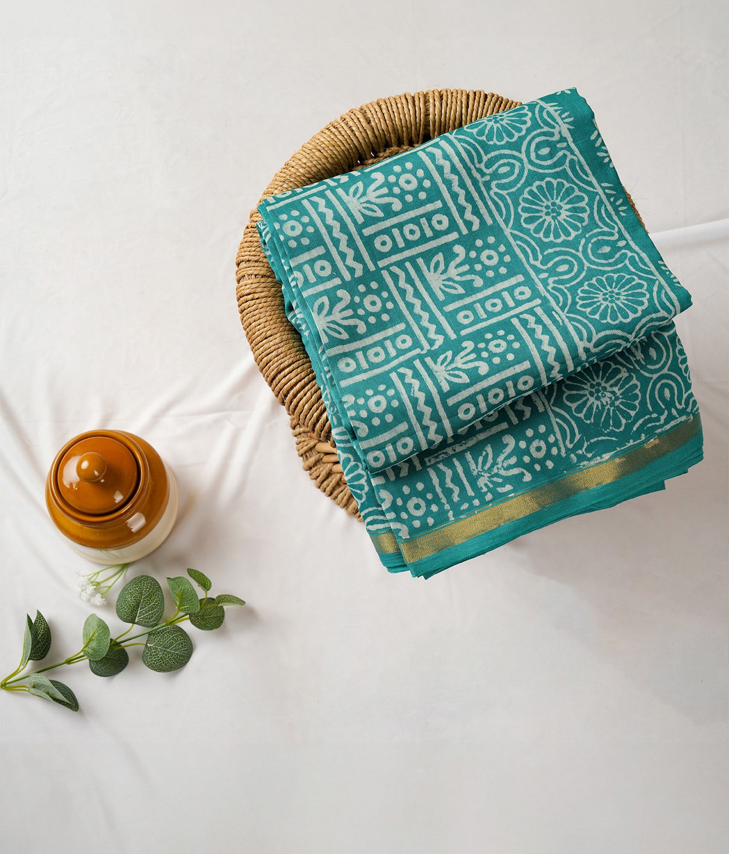 Sea green Maheshwari Dabu print saree