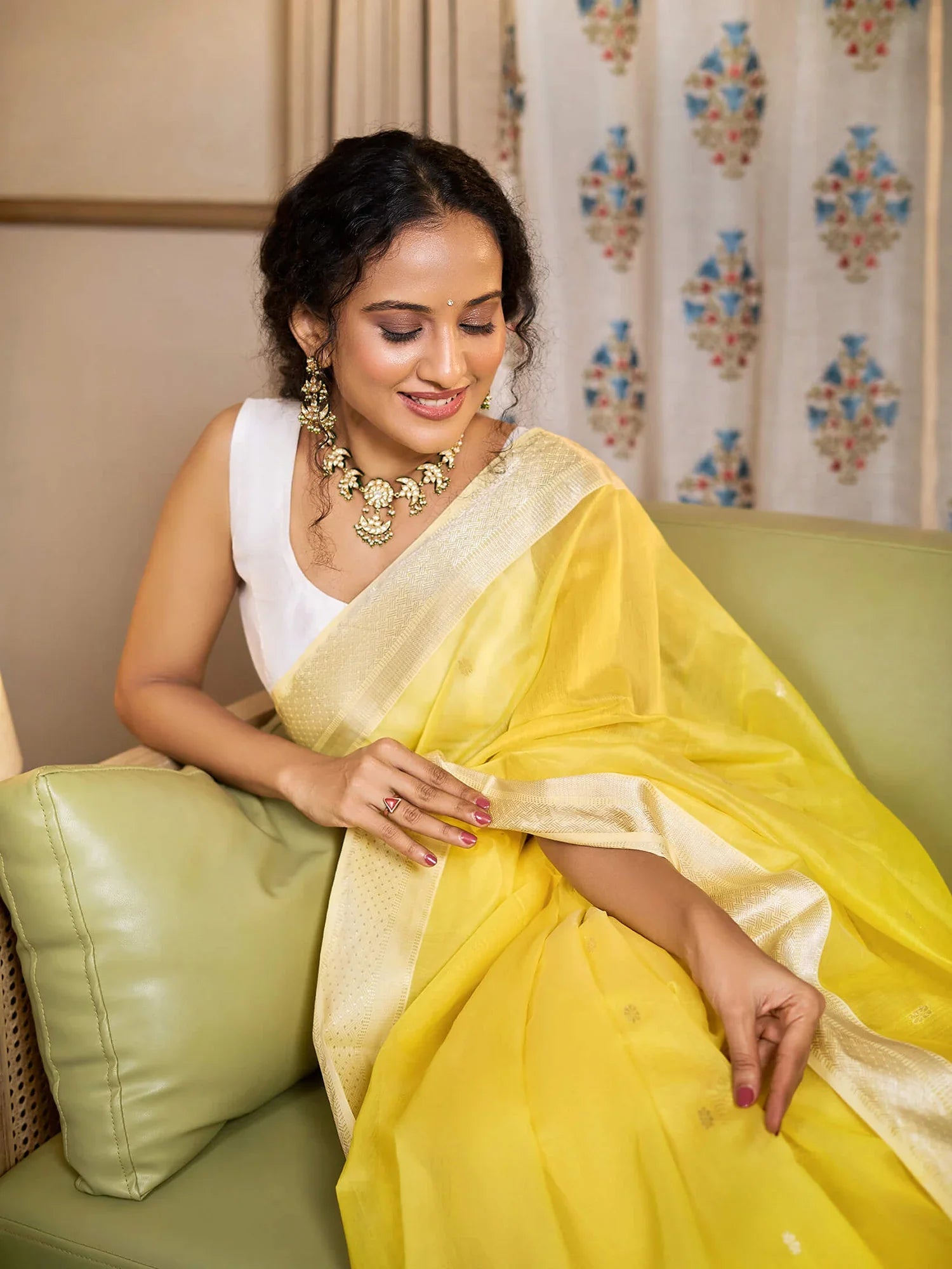 Yellow Ivory Maheshwari Cotton Silk Saree with Silver Zari – Mrida