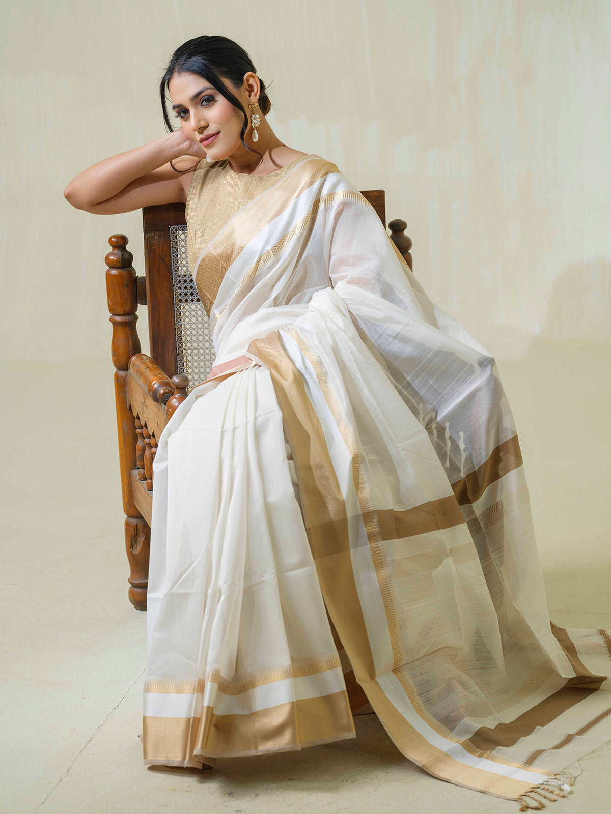 Off White Maheshwari Cotton Silk Saree with Resham