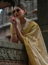 Best festive-wear handloom silk sarees in gold