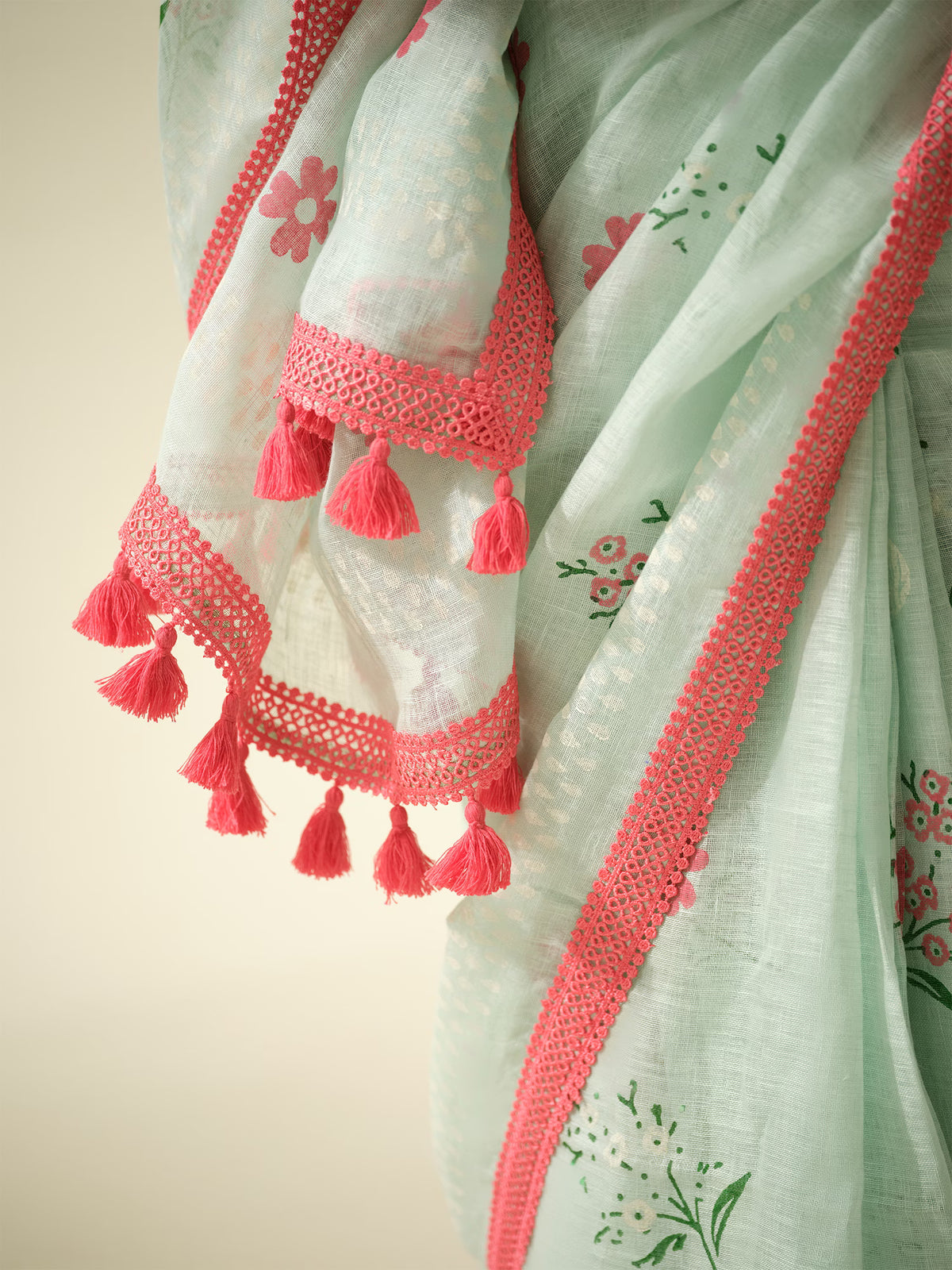 Mint Meringue | Premium Pure Linen Handloom Saree with Floral Block Prints with Sage Green Dashed Blouse Piece