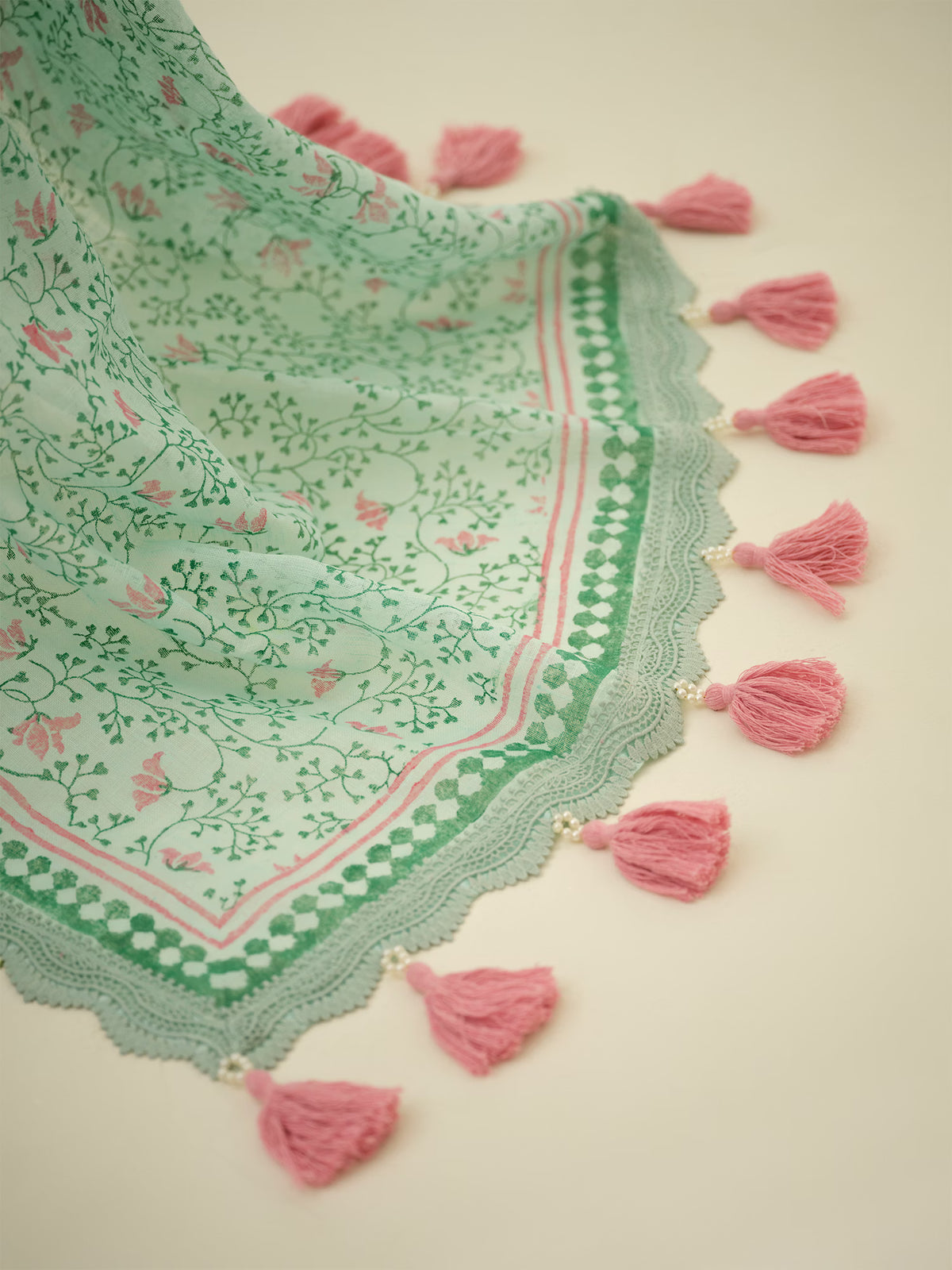 Cotton Candy | Premium Pure Linen Handloom Saree with Zig-Zag Block Prints with Candy Pink Striped Blouse Piece