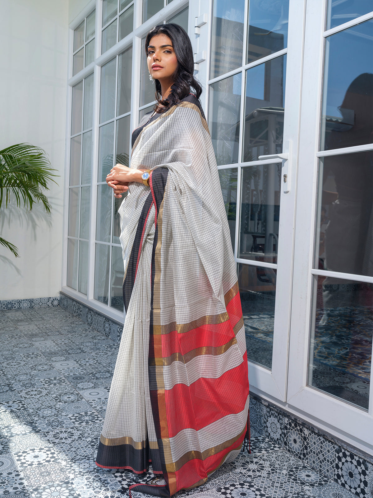 Black and White Maheswari Cotton Silk Saree