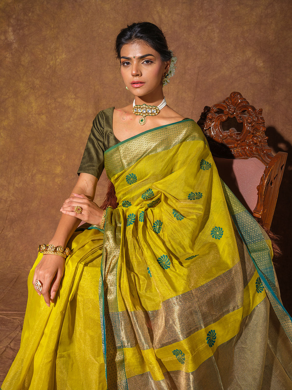 Lime Yellow Maheshwari Cotton Silk Handloom Saree with Zari