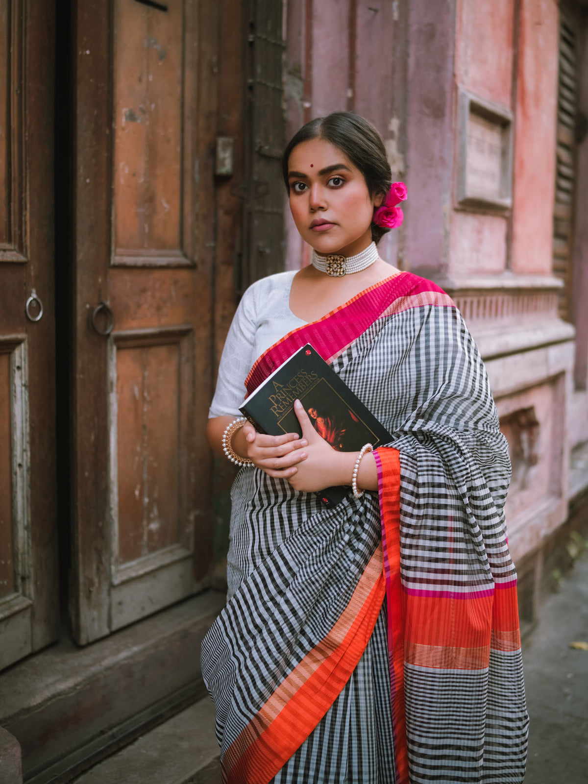 Black & white checks Maheshwari cotton silk saree