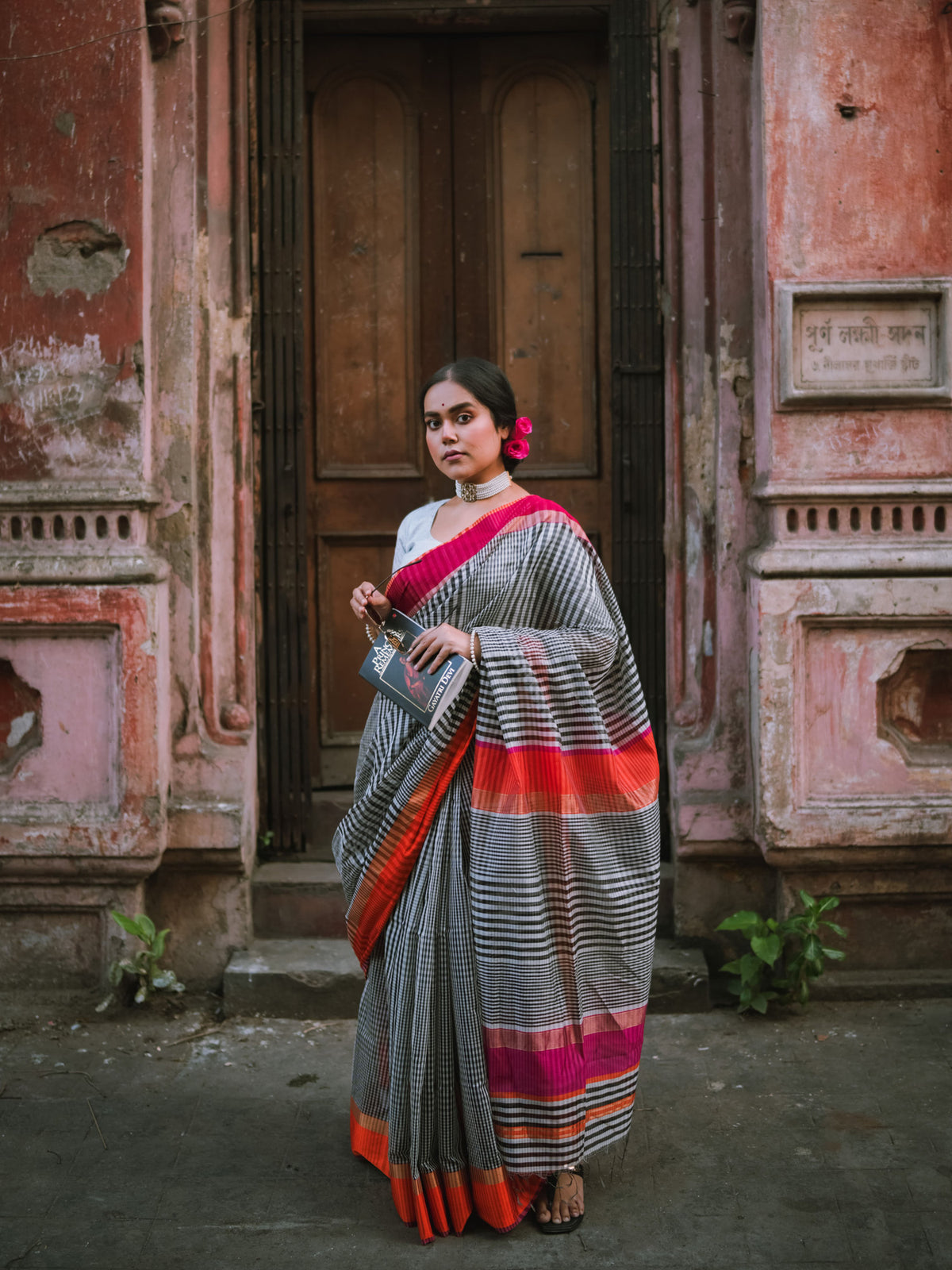 Black & white checks Maheshwari cotton silk saree