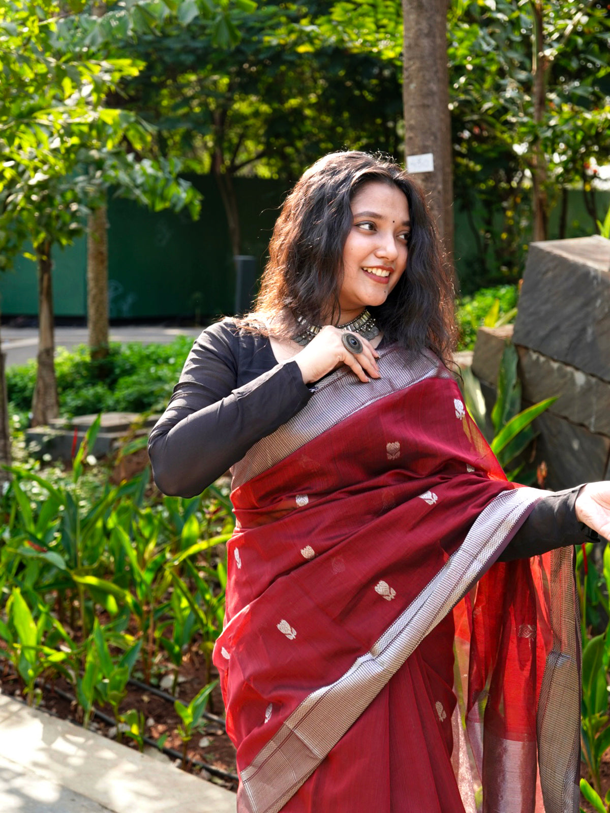 Maroon cotton silk Maheshwari saree 